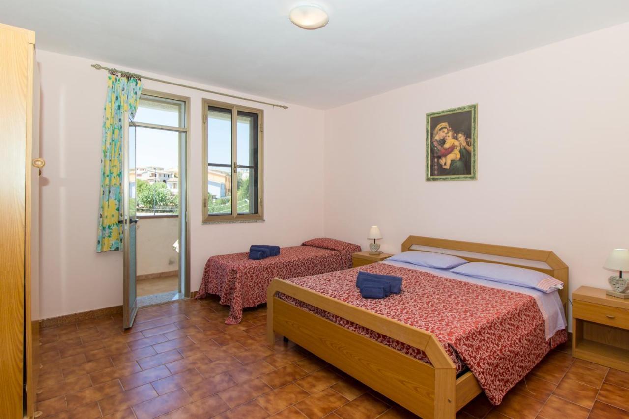 Appartamenti In Villa Con Ampio Giardino Esterno Posada Kültér fotó