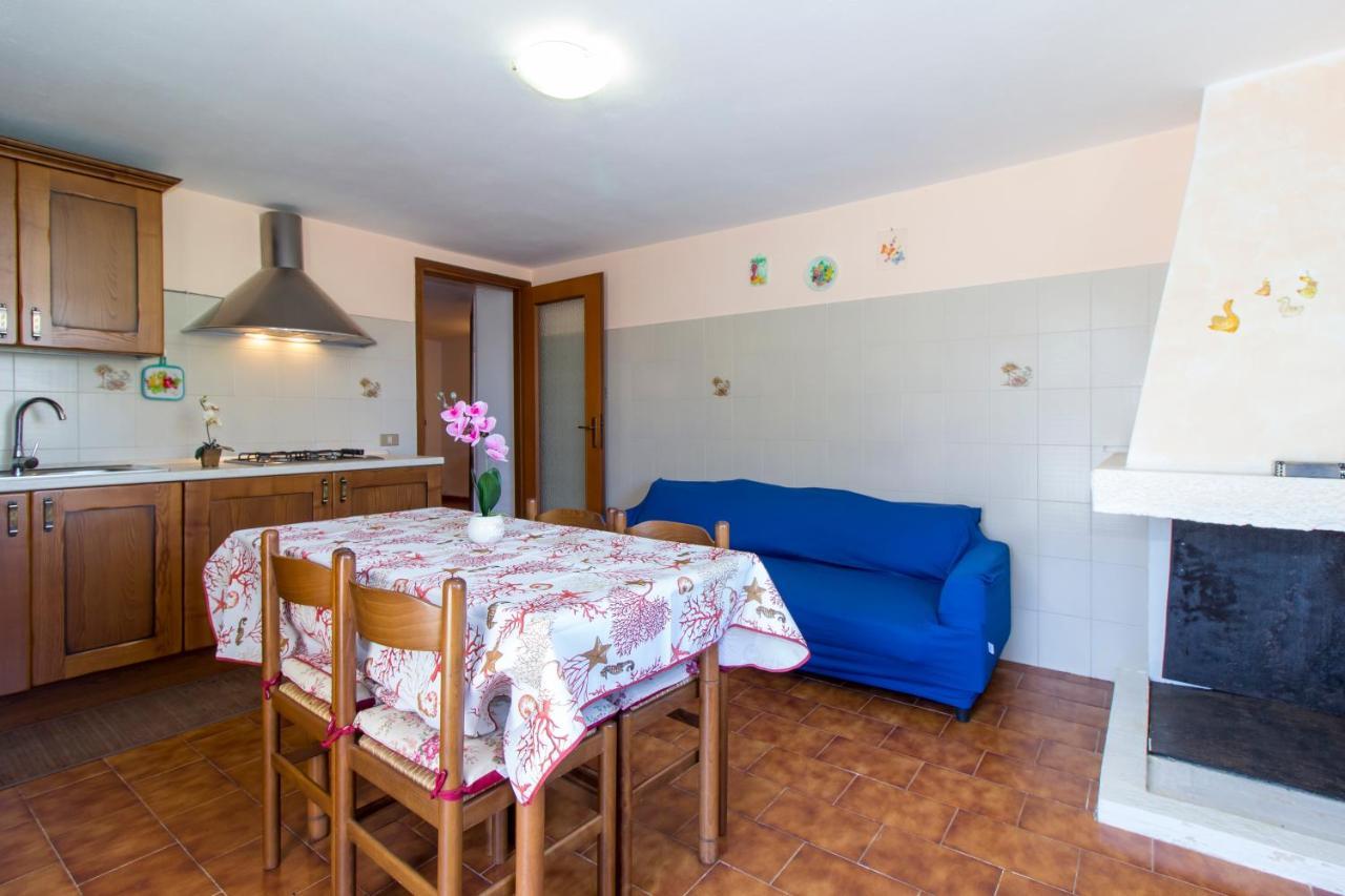 Appartamenti In Villa Con Ampio Giardino Esterno Posada Kültér fotó